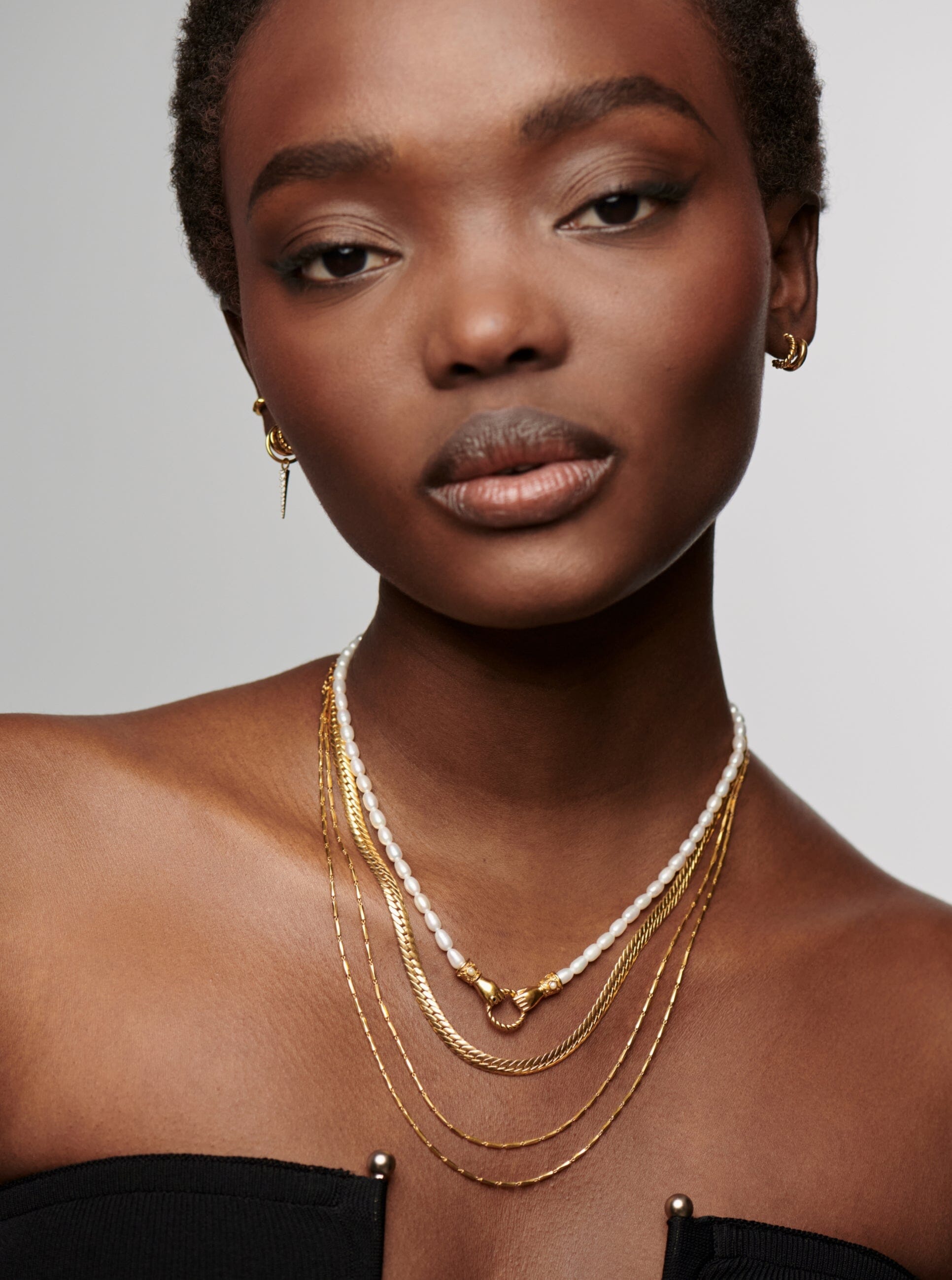 Harris Reed In Good Hands Pearl Necklace | 18ct Gold Plated/Pearl & Black Onyx Necklaces Missoma 